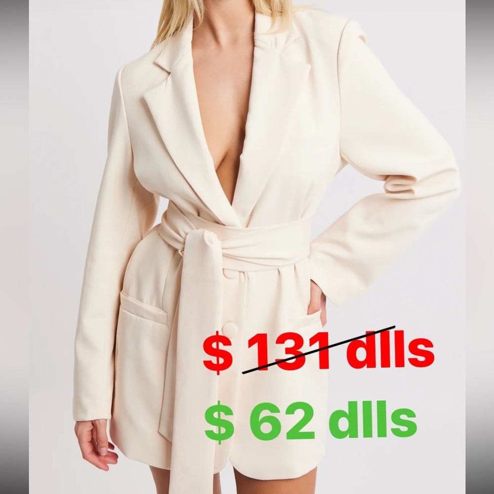 Un worn cream/white blazer dress from Because of Alice with waist belt